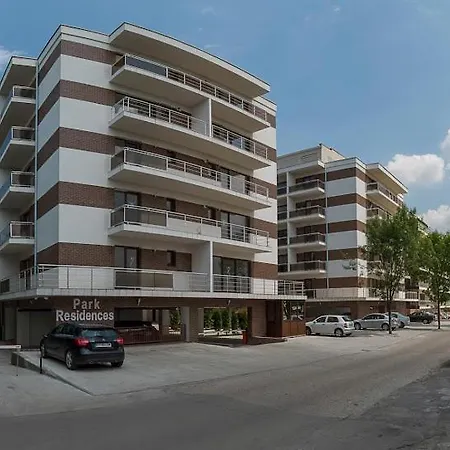 Park 5, 2 Bedroom Апартаменти Бухарест