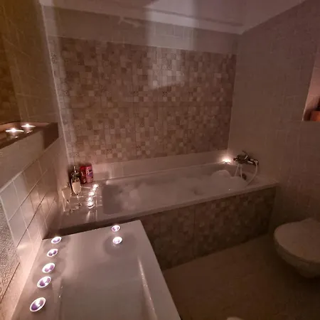 Park 5, 2 Bedroom * Bucarest