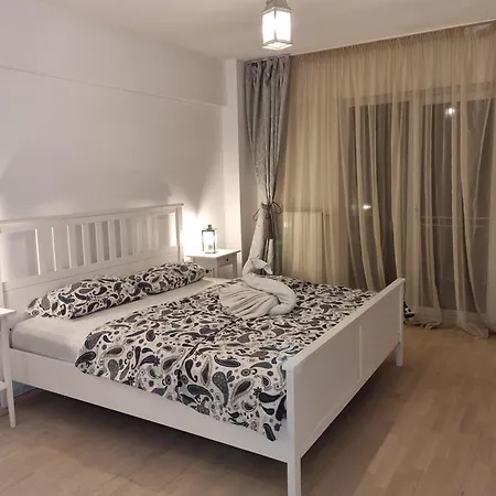 Park 5, 2 Bedroom Апартаменти