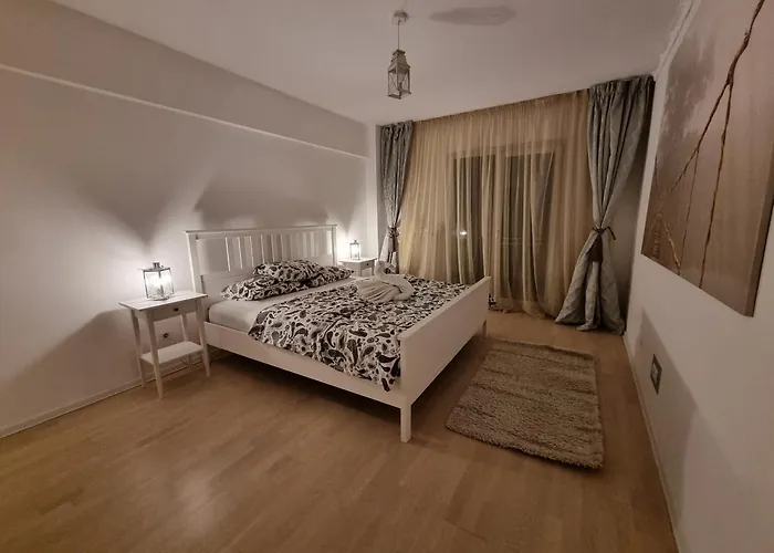 Park 5, 2 Bedroom בוקרשט